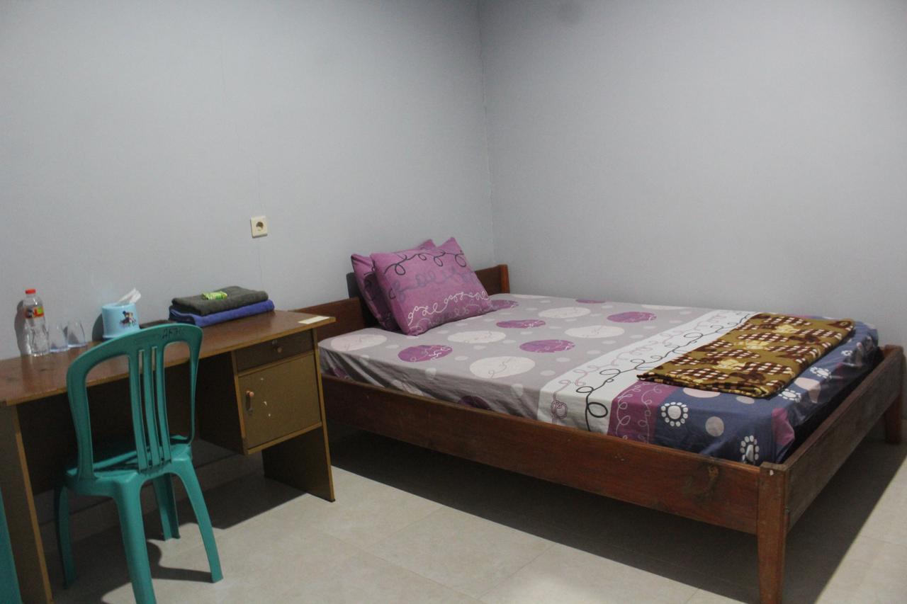 Penginapan Artha Praya Esterno foto